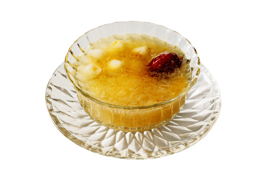 甜蜜蜜銀耳蓮子湯
